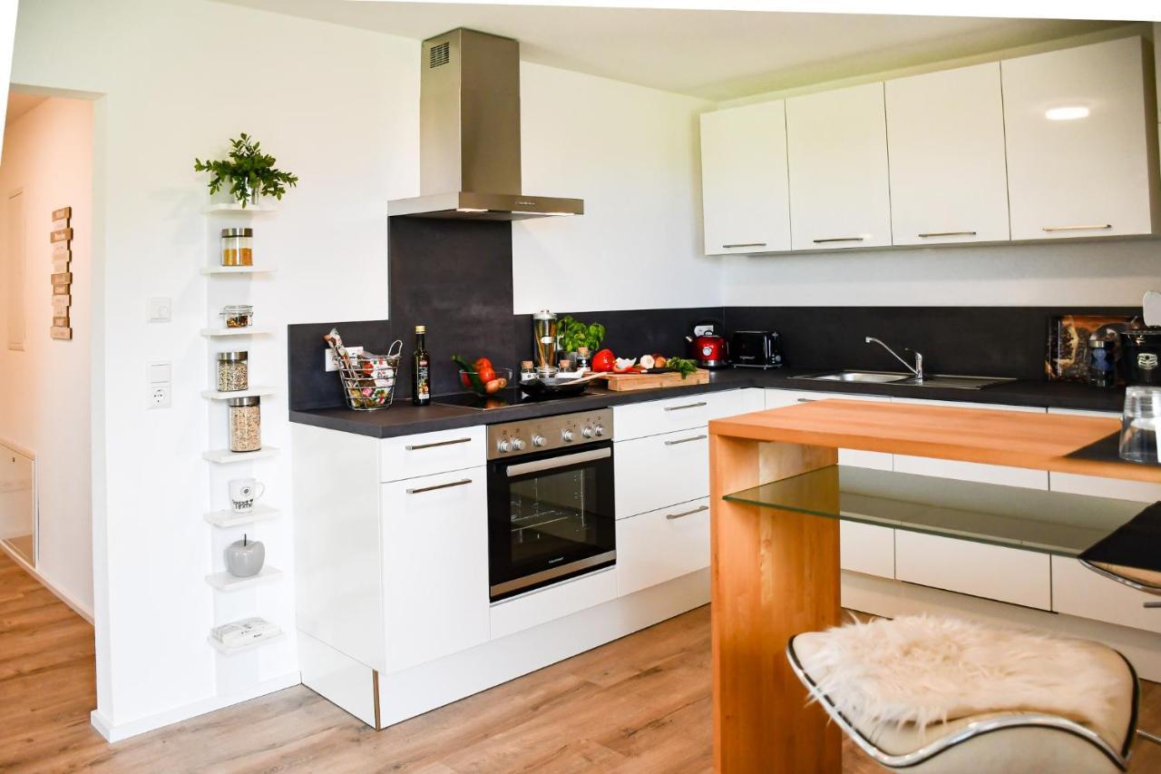 Ferienhaus Wendelinus Mit Pool & Sauna ハウザッハ エクステリア 写真