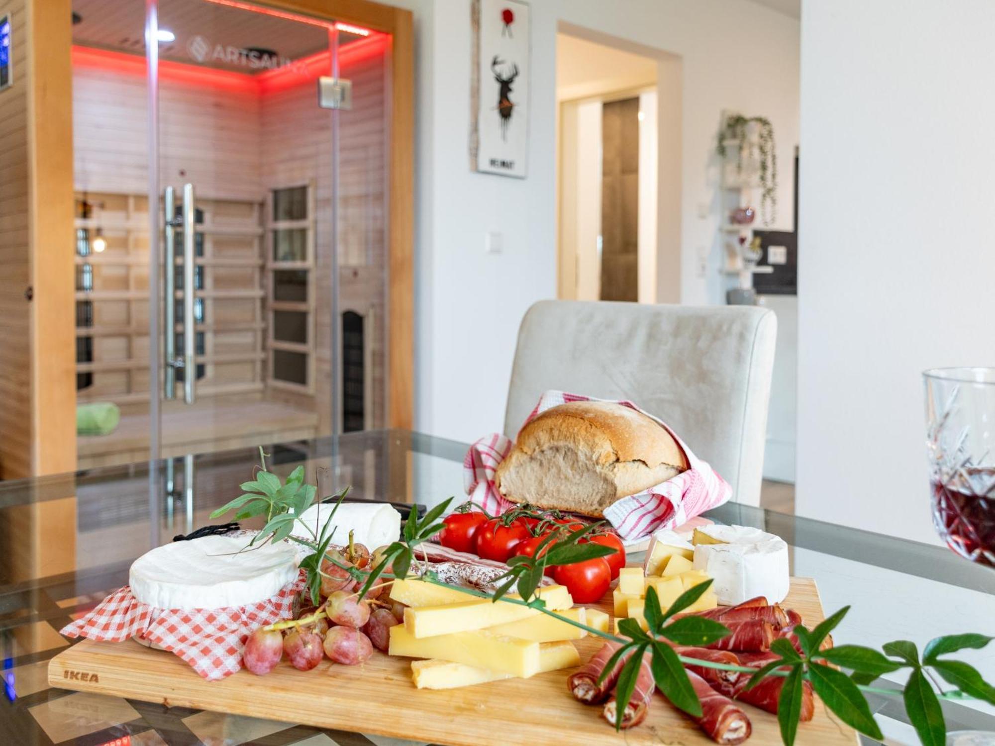 Ferienhaus Wendelinus Mit Pool & Sauna ハウザッハ エクステリア 写真
